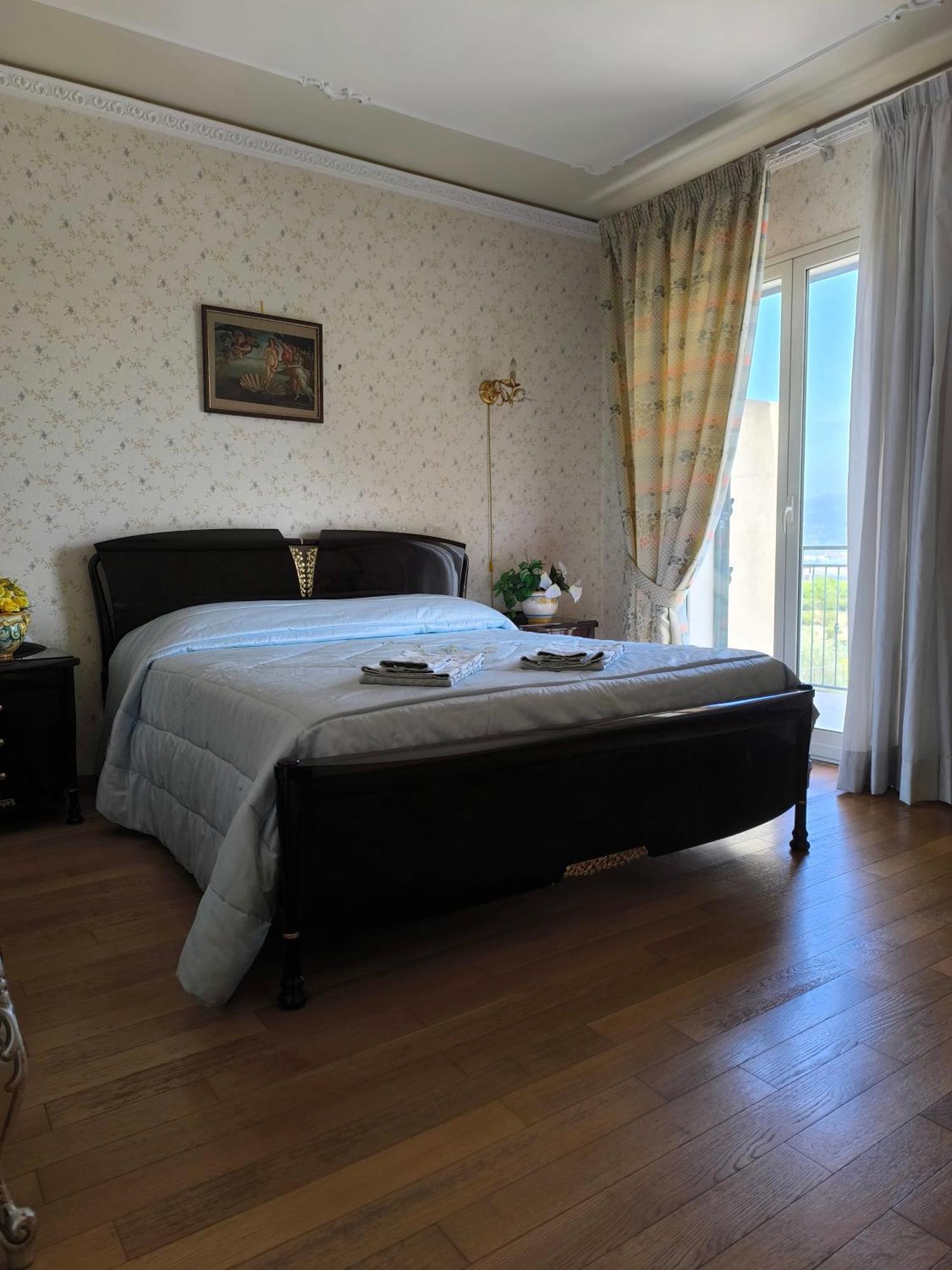 Bed & Breakfast Kalinka Bed and Breakfast Motta SantʼAnastasia Exterior foto